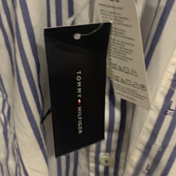 Tommy Hilfiger button up shirt NWT - Picture 3 of 3
